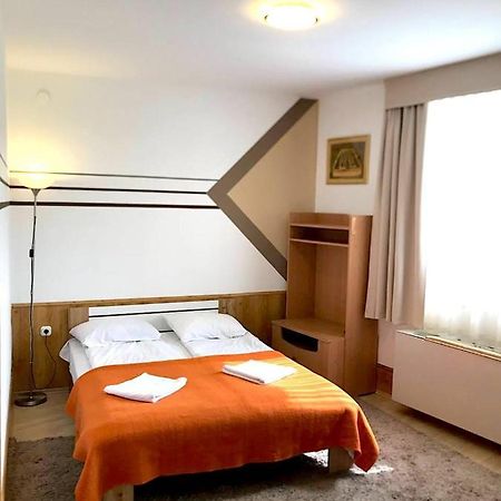 Art Eden Apartamento Hajdúszoboszló Exterior foto