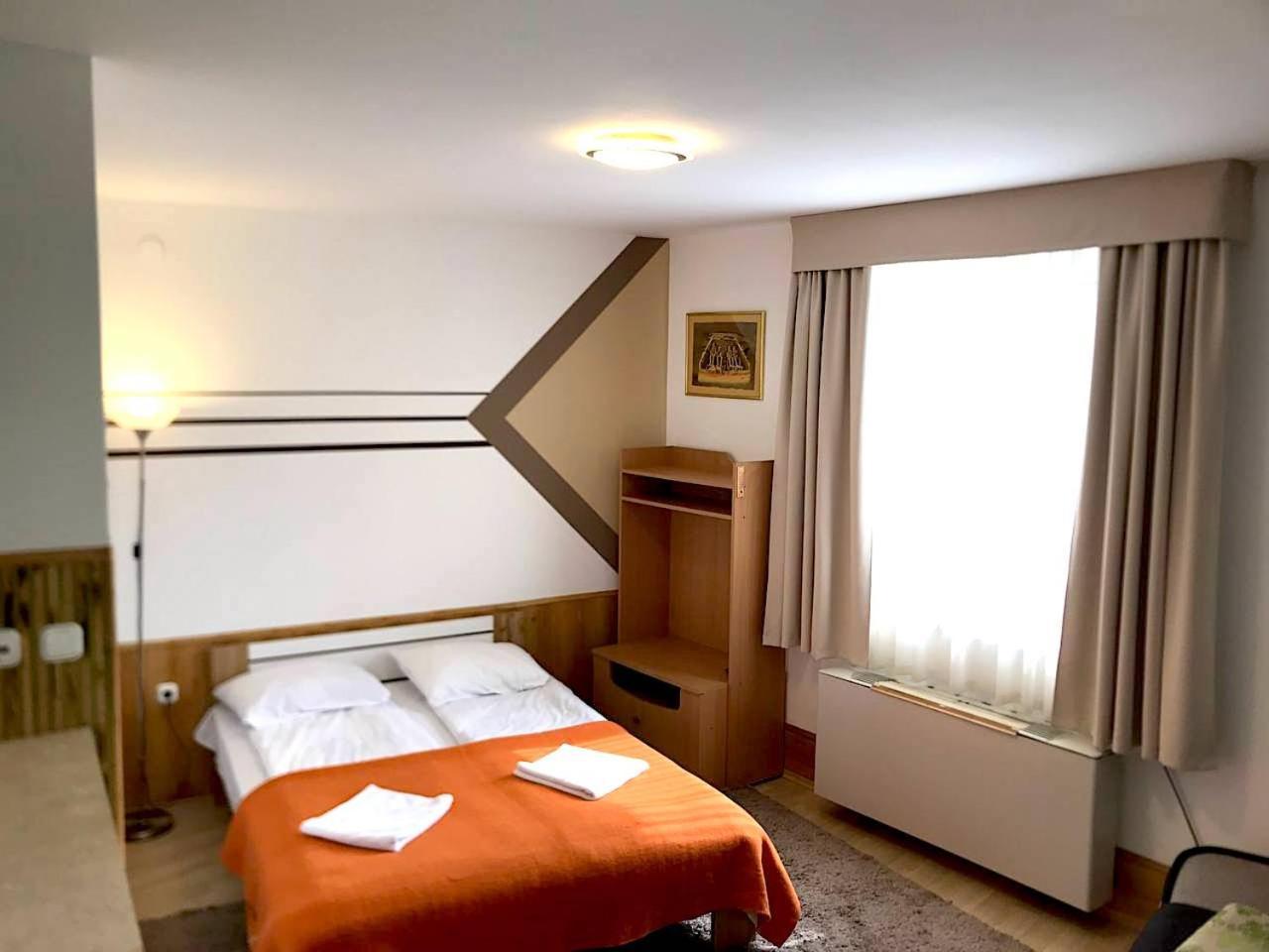 Art Eden Apartamento Hajdúszoboszló Exterior foto